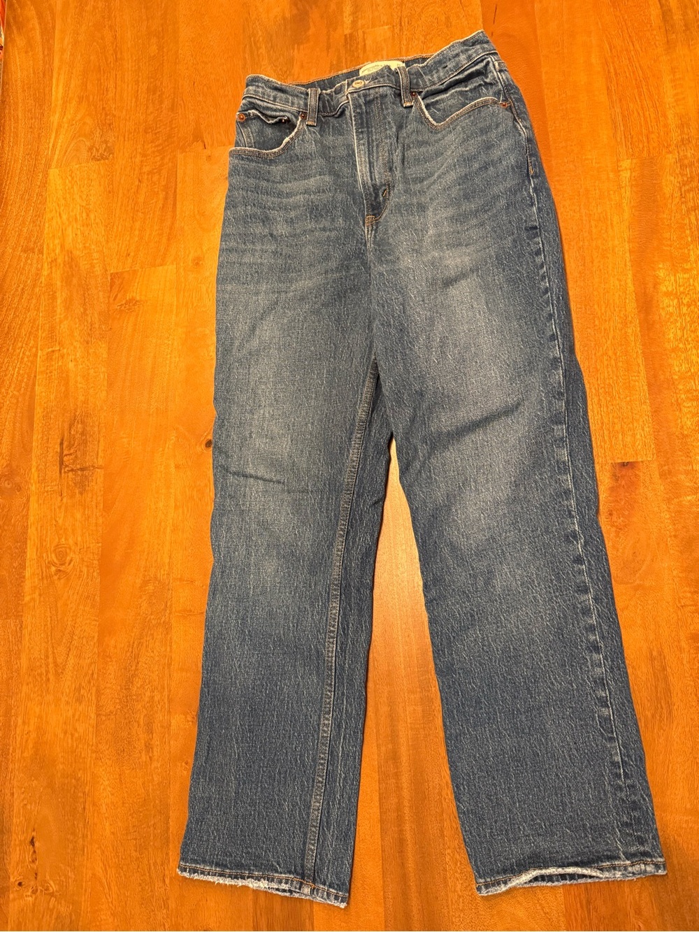 Abercrombie the 90’s Straight Ultra High Rise - 27 Curve Love